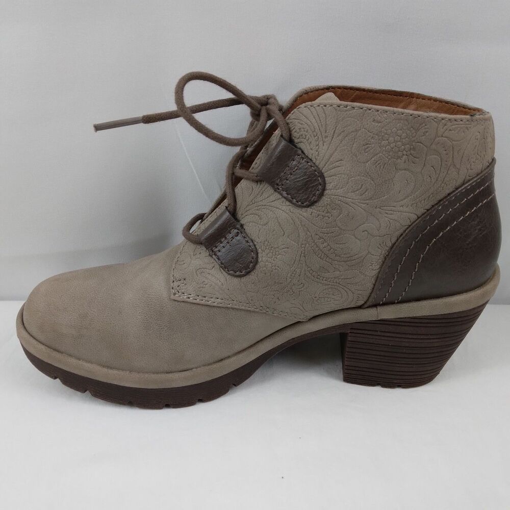 Eurosoft Softt Talen Embossed Brown Ankle Booties Boho Peasant Women's Size 6 M - Picture 6 of 10
